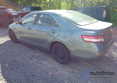 2011 Toyota Camry Le from USA, damaged, VIN 4T1BF3EK0BU584541